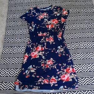 Short sleeved summer dress